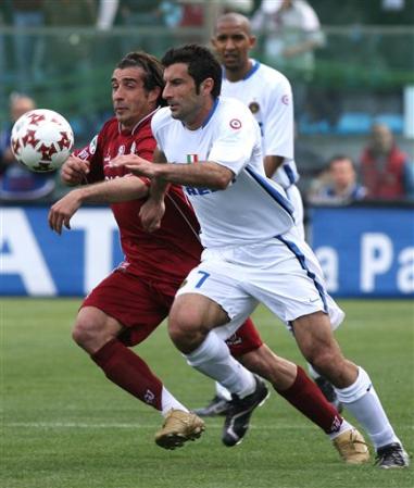 Luis Figo