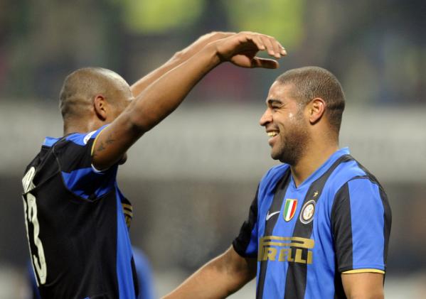 Adriano a Maicon