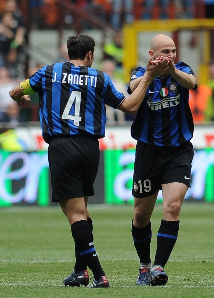 Zanetti a Cambiasso